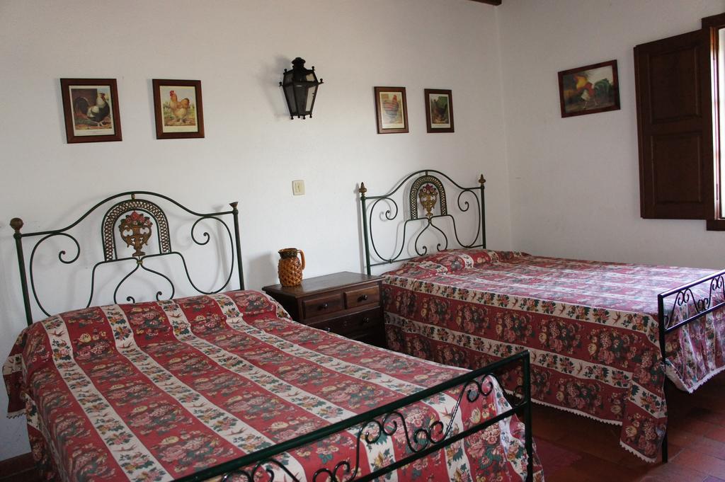 Quinta Das Arribas Guest House Abrantes Room photo